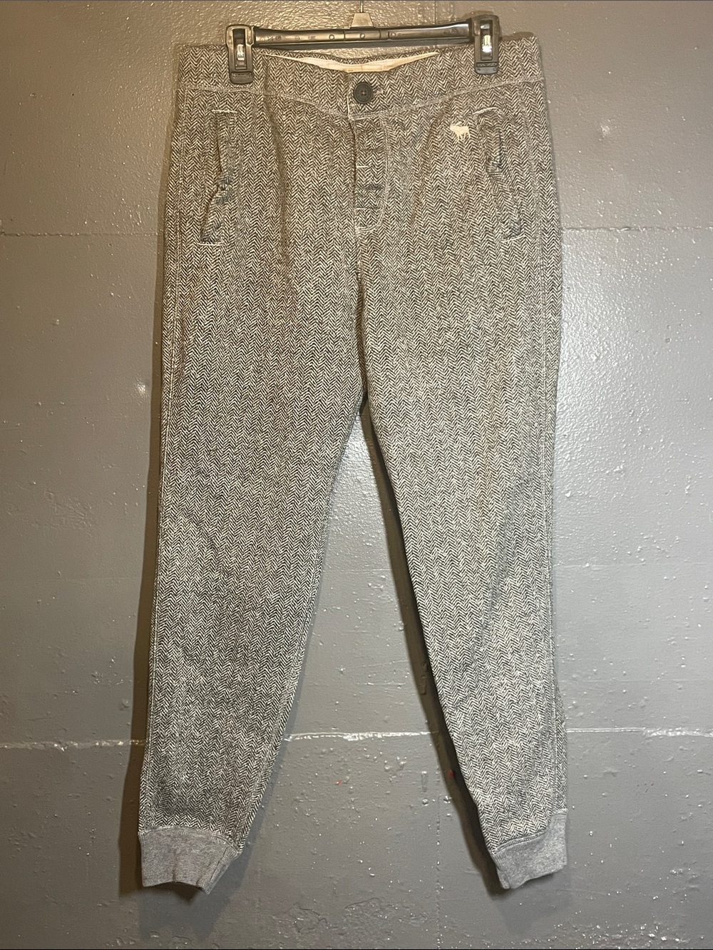 Abercrombie & Fitch Gray Herringbone Knit Joggers